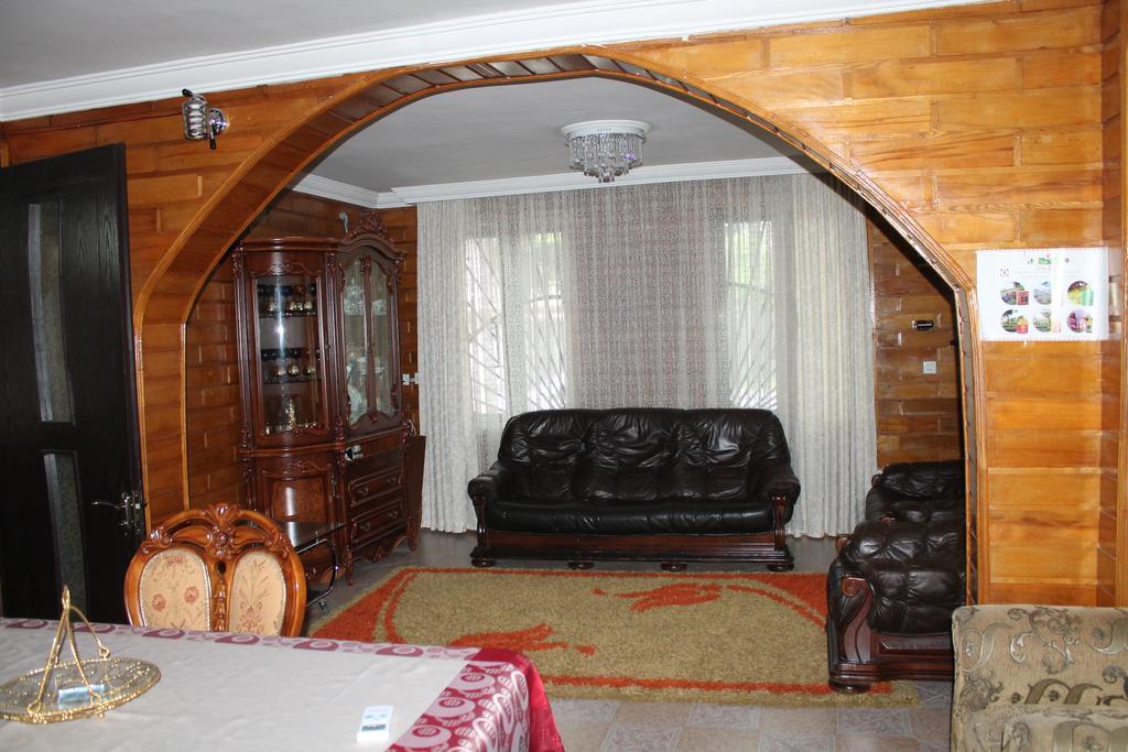 Nana'S House Hotel Batumi Luaran gambar